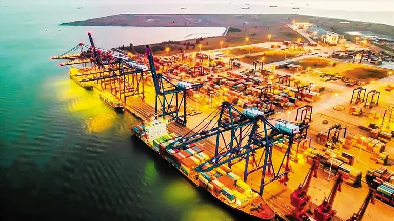 洋浦港2022年海运集装箱吞吐量176.7万标箱